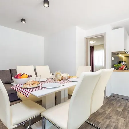 Mini Funtana キャンプ場 ポレッチ