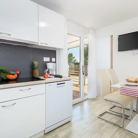 キャンプ場 Mini Funtana ポレッチ